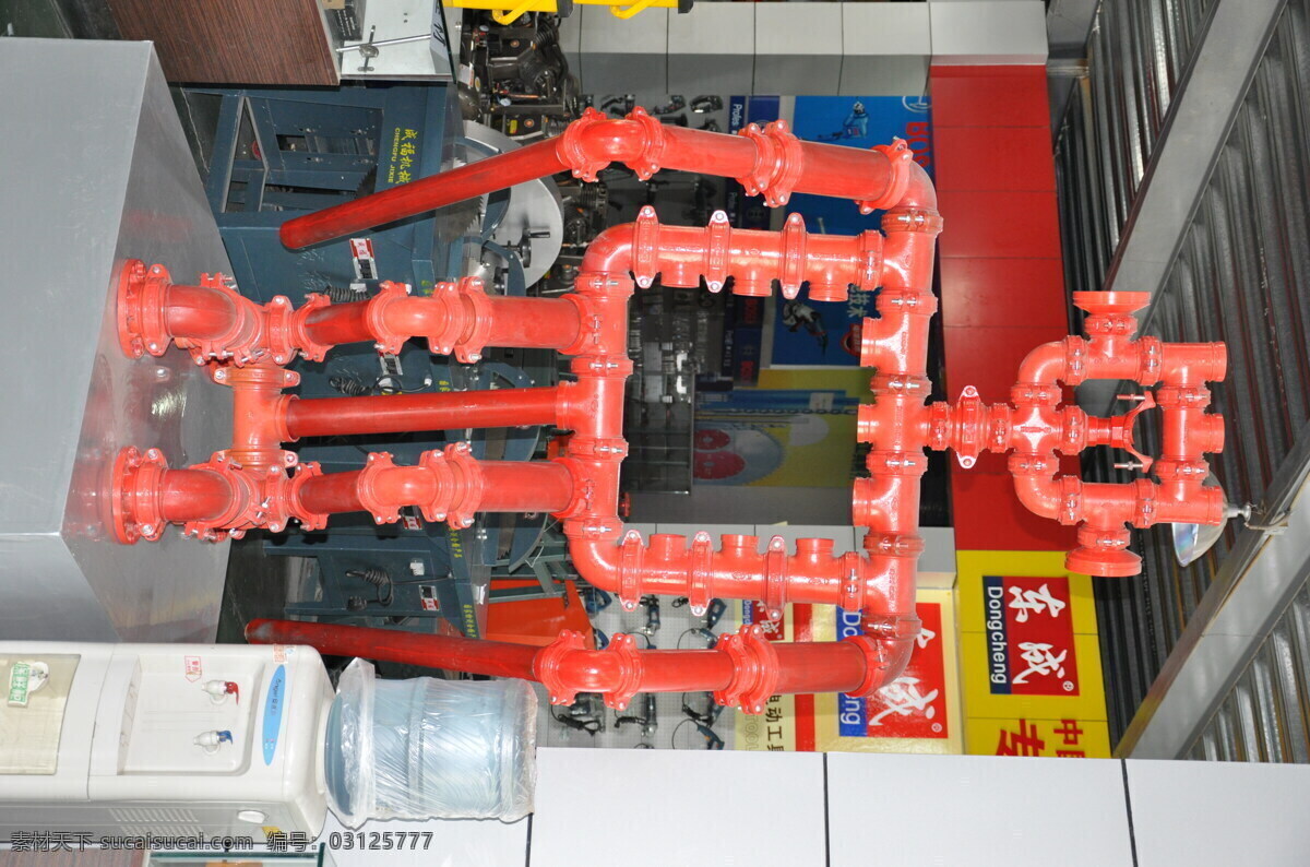 工业生产 红色 机器人 洁具 卫浴 现代科技 pvc 塑胶 pvc塑胶管 pvc管 塑胶管 家居装饰素材 室内设计