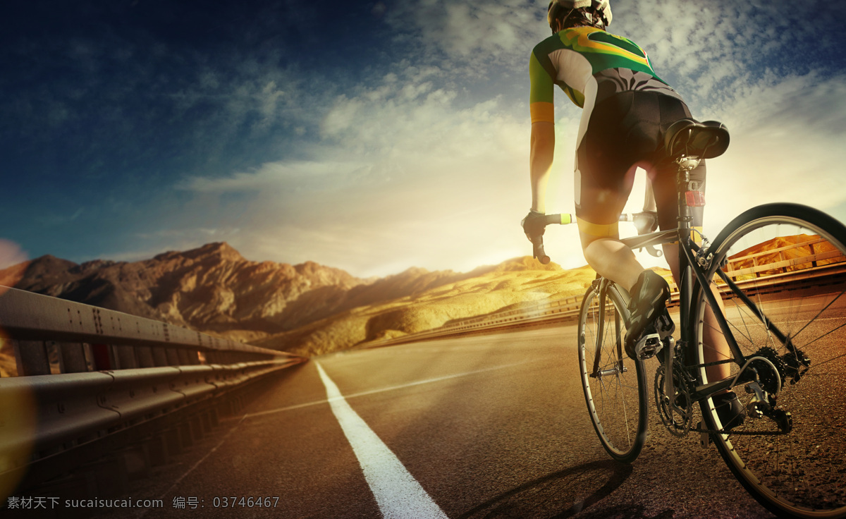 公路 上 骑 行 运动员 骑行 公路风景 自行车比赛 赛车手 体育运动 体育项目 生活百科