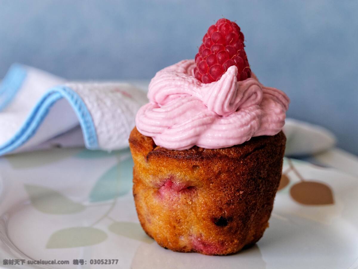 甜品 蛋糕 水果 奶油 草莓 餐饮美食 西餐美食