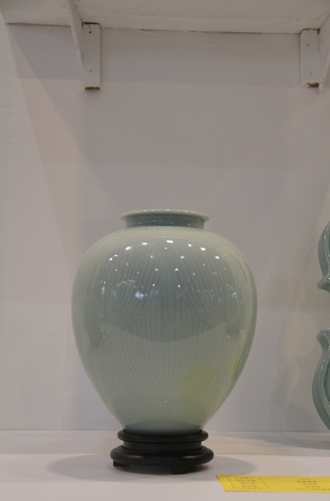 瓷器花瓶 花瓶 古代花瓶 绿釉 绿釉花瓶 青瓷 青瓷花瓶 中国文化 传统文化 传承 文化艺术