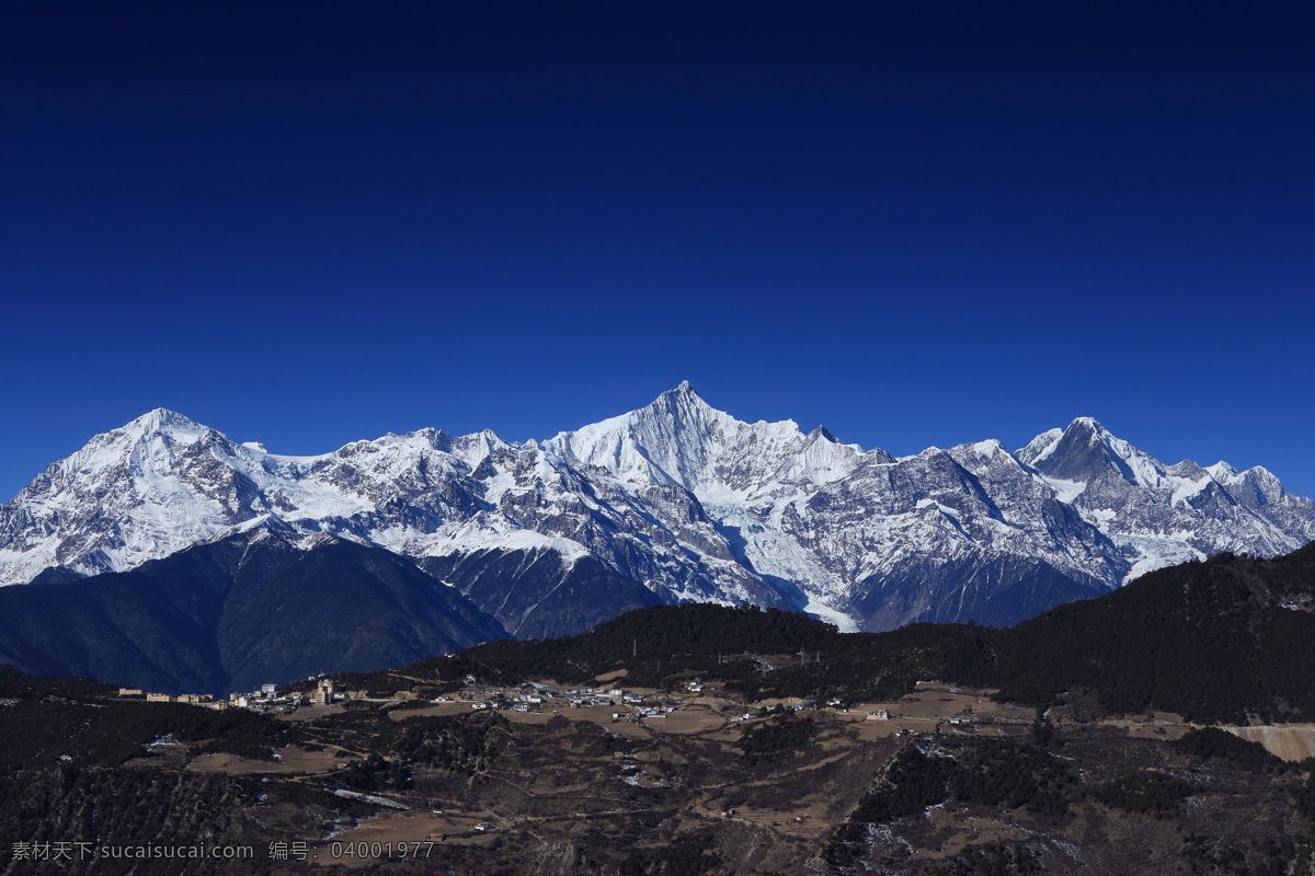 梅里雪山 雪山 高原雪山 高原 神山 云南 香格里拉 自然风光 旅游摄影 国内旅游