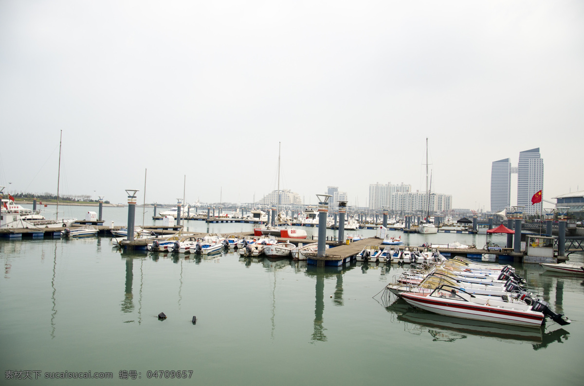 船只 高楼大厦 国内旅游 海边 海水 快艇 旅游摄影 日照码头 天空 海滨城市 海滨码头 旅游船 日照海边 日照海景 风景 生活 旅游餐饮