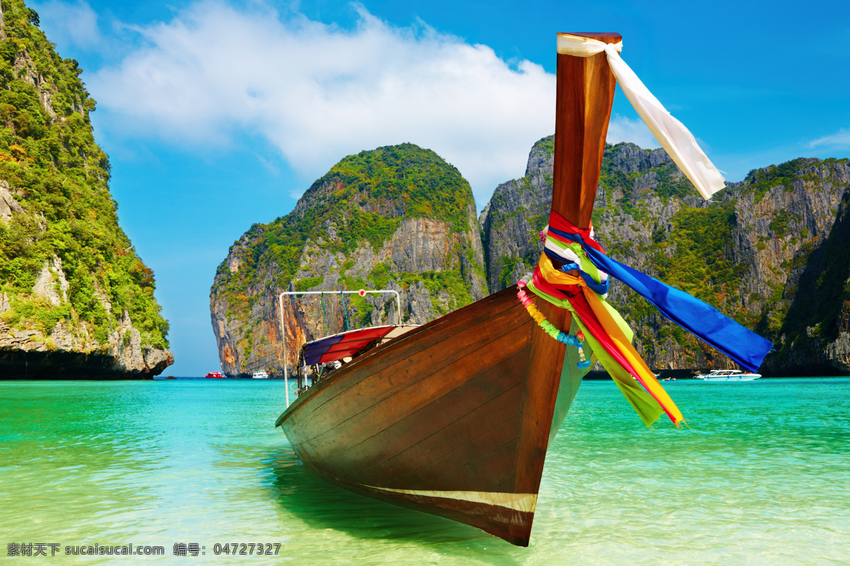 海边自然风景 夏天沙滩 热带海滩 船 船只 沙滩 海边风景 清澈海水 干净 湛蓝 海洋 山峰 蓝天白云 旅游景点 大自然风光 海洋海边 自然景观 青色 天蓝色