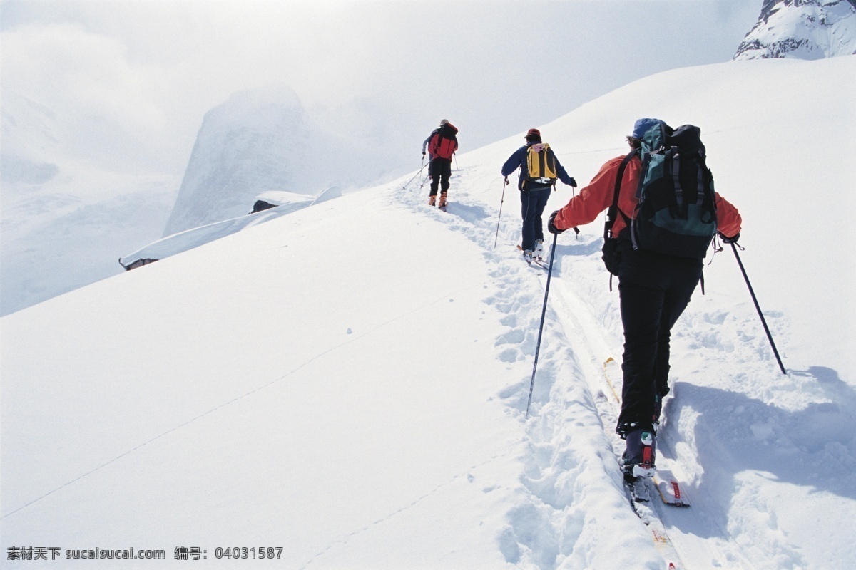登山 滑雪 运动员 高清 雪地运动 划雪运动 极限运动 体育项目 爬山 运动图片 生活百科 雪山 风景 摄影图片 高清图片 体育运动 白色