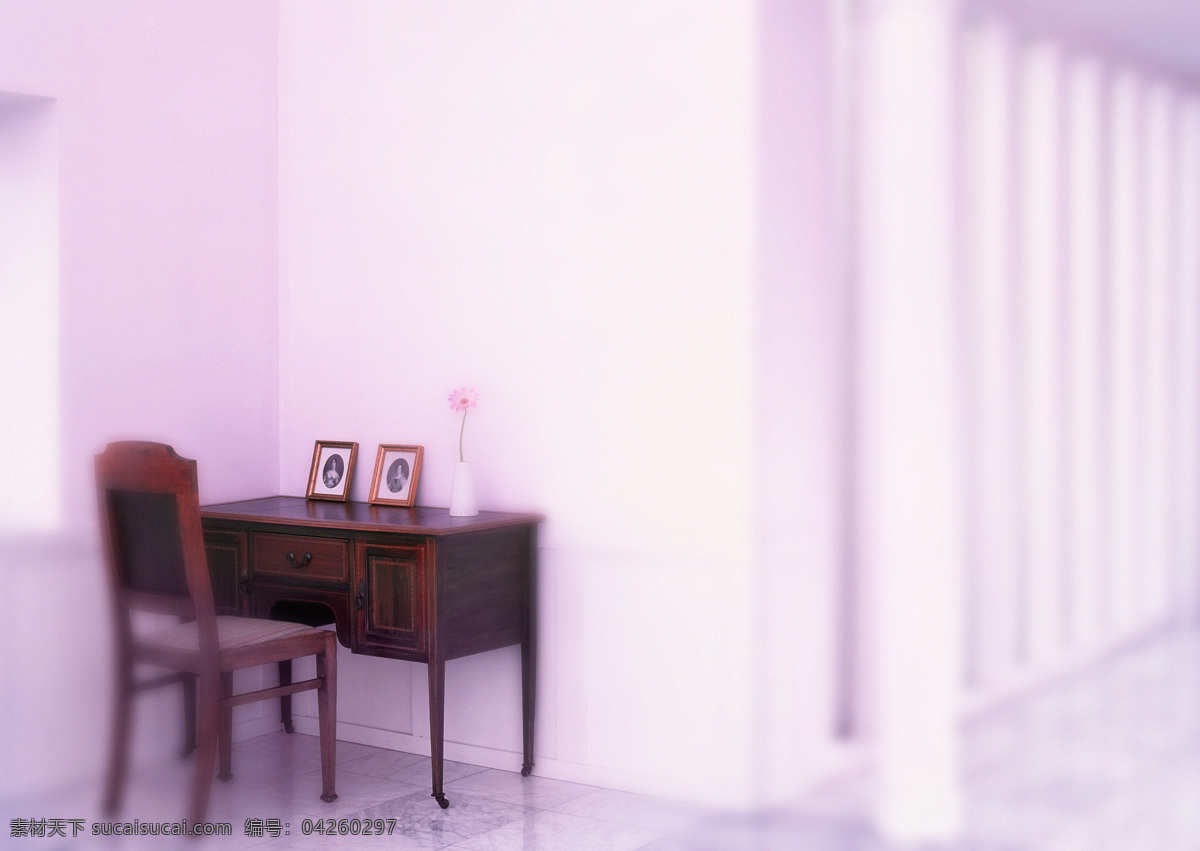 房间 一角 室内摄影 静物摄影 物品 安静 唯美 房间一角 书桌 椅子 照片 鲜花 朦胧 淡紫色 室内设计 环境家居