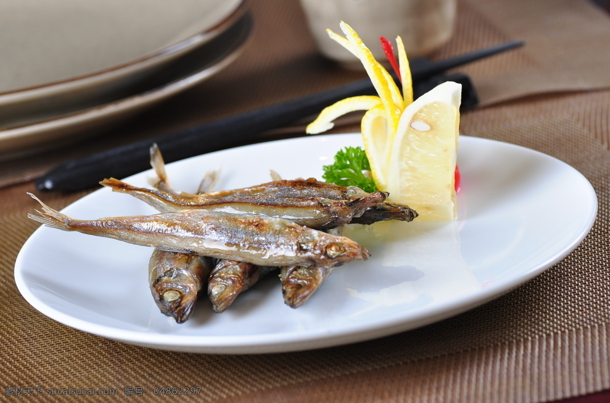 盐烤多春鱼 鱼 盐烤 多春鱼 海鲜 美食 传统美食 餐饮美食