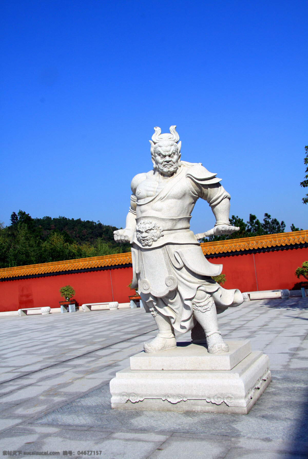 石雕 蓝天 会稽山 龙华寺 寺庙 广场 绿树 会稽山龙华寺 宗教信仰 文化艺术