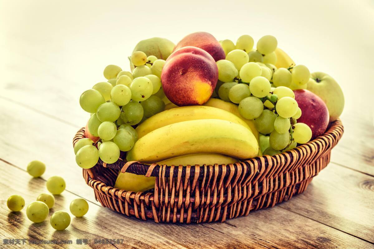 篮子里的水果 水果 食物 篮子 美食 香蕉 葡萄 美食天下 生物世界 蔬菜