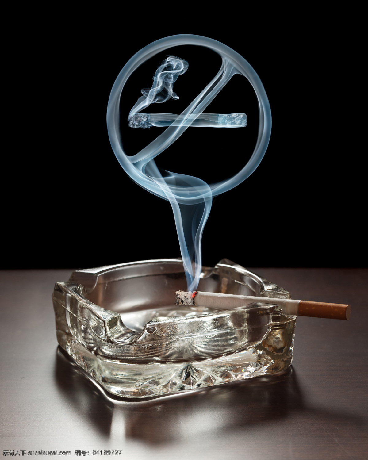 禁烟 烟灰缸 烟头 燃烧的香烟 香烟 烟 烟雾 烟雾禁烟 宣传 禁烟宣传 创意 创意禁烟 广告 工艺广告