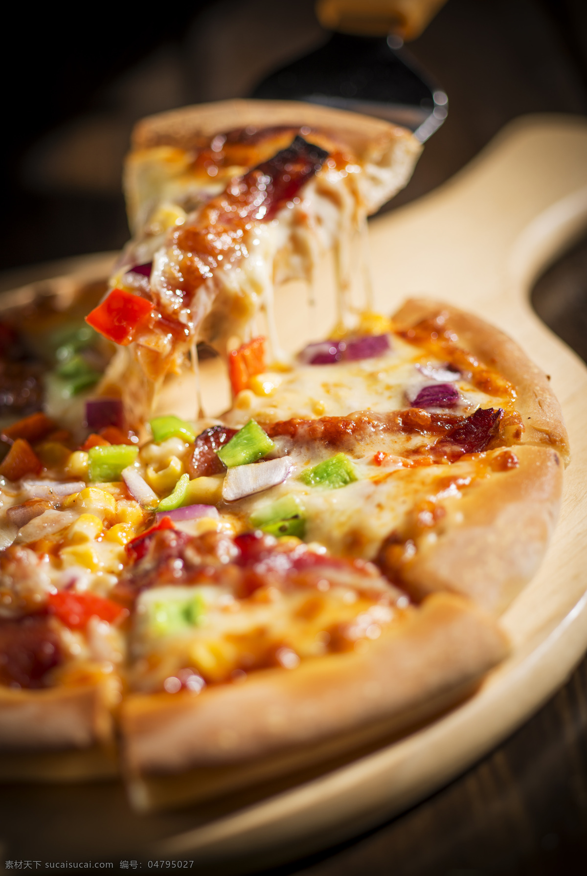 香肠披萨 西餐 香肠 披萨 萨拉米 高清西餐照片 美食 餐饮美食 西餐美食