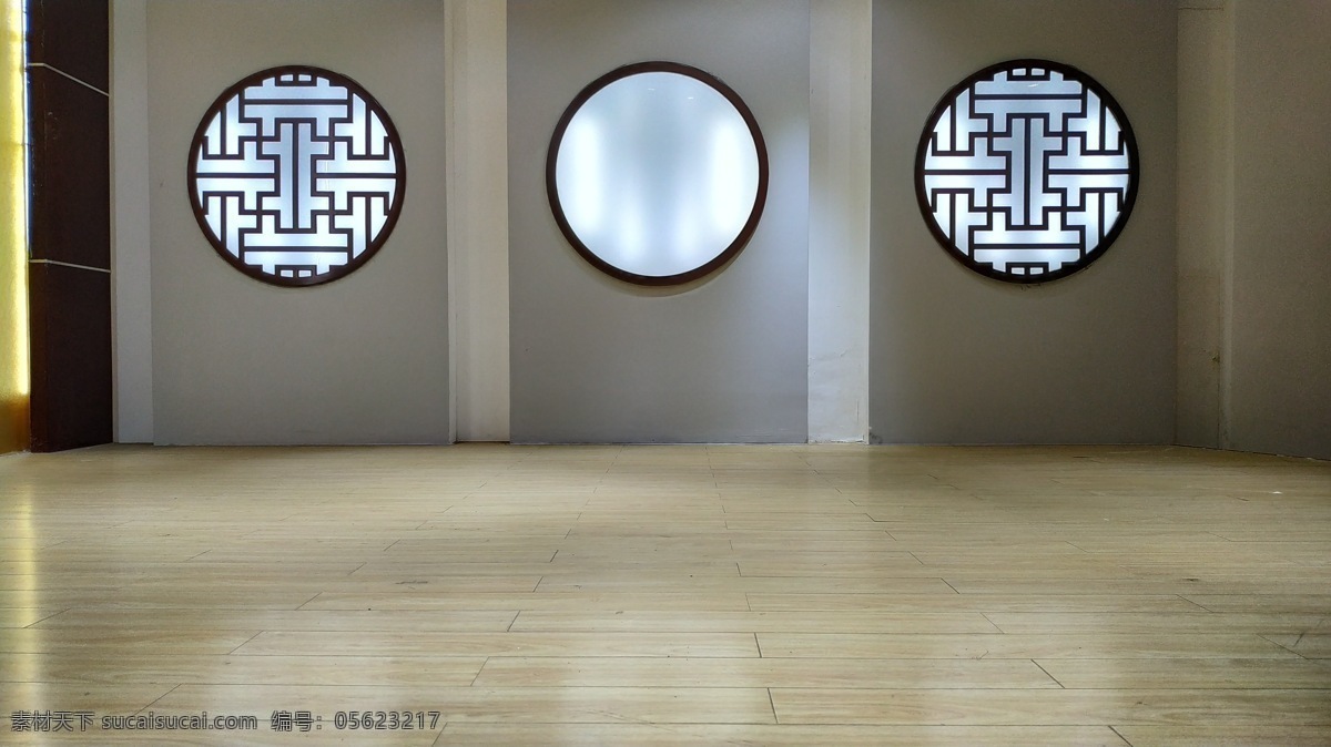 中式风格窗户 中式 风格 窗户 圆窗 格调 简约 现代 欧式 简欧 大气 效果图 壁画 背景 室内 木地板 圆形设计 文化艺术 传统文化