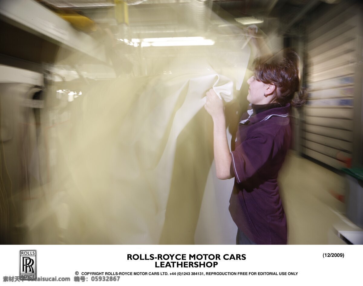 劳斯莱斯 生产线 rolls royce 宝马 公司 旗下 品牌 车间生产线 真皮材质 加工 女工 工业生产 现代科技