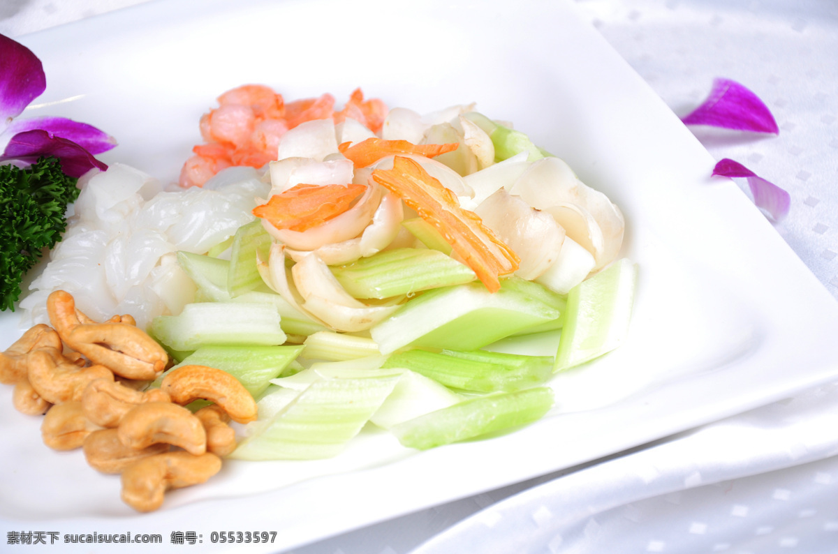 腰果莴笋 腰果 莴笋 百合 鲜虾 美味 传统美食 餐饮美食