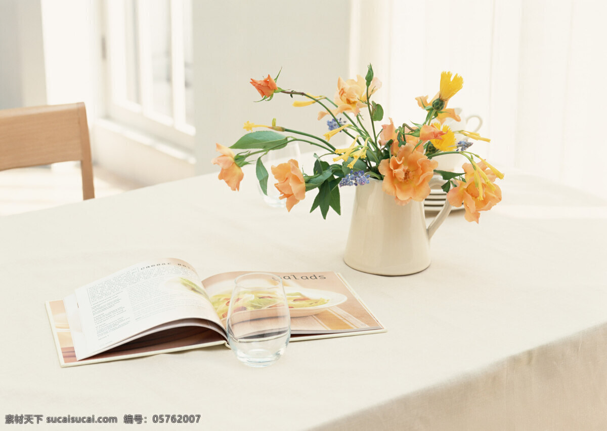 生活品味 书本 黄花 花瓶 桌子 椅子 阳光 花草 生物世界