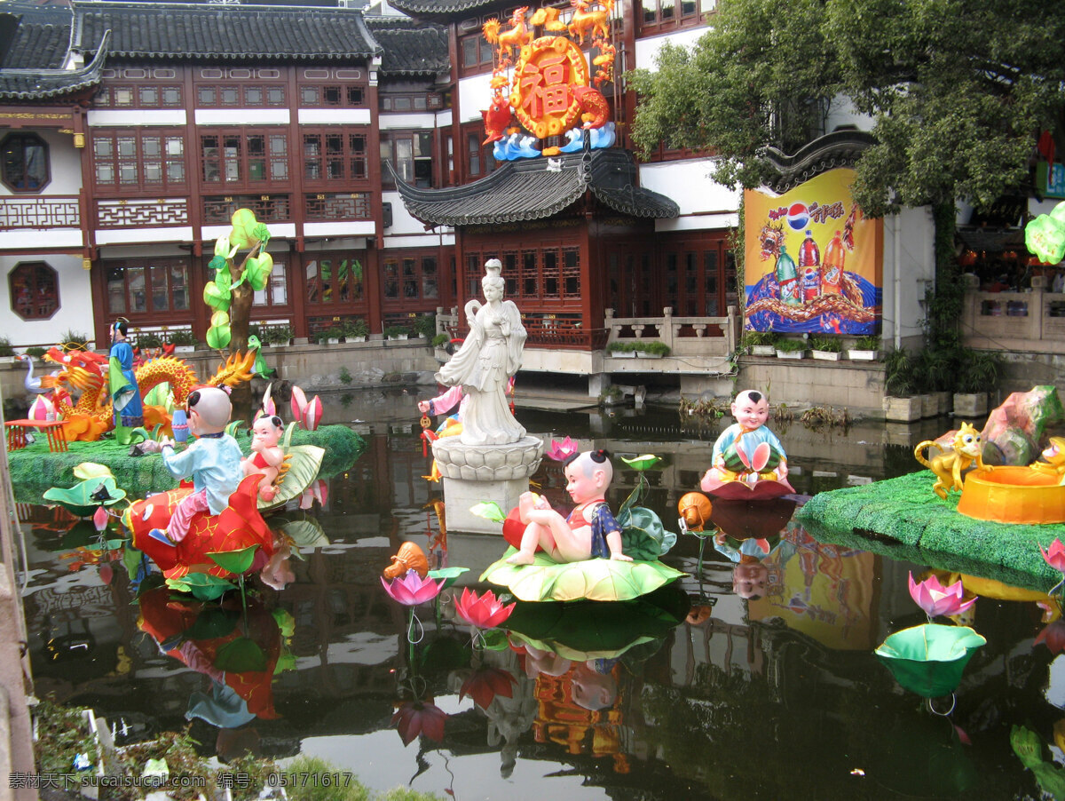 风景 阁楼 观音 国内旅游 莲花 旅游 旅游摄影 豫园 上海豫园 水塘 迎春灯会 送子观音灯饰 童子 祥瑞 喜庆 中国名园 装饰素材 灯饰素材