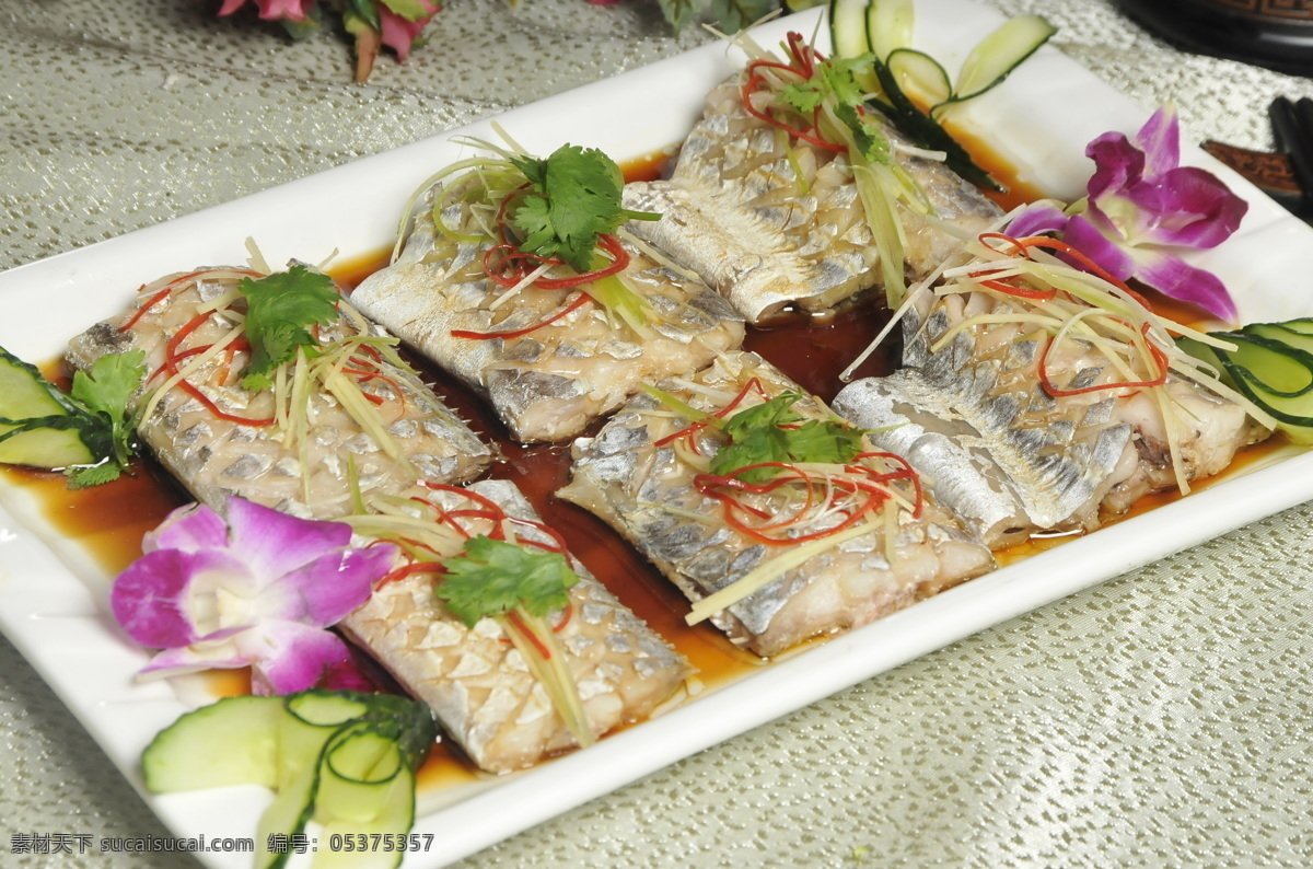 清蒸大连鲜刀 清蒸 刀鱼 鲜刀鱼 野生刀鱼 深海刀鱼 粤菜 热菜 餐饮美食 传统美食