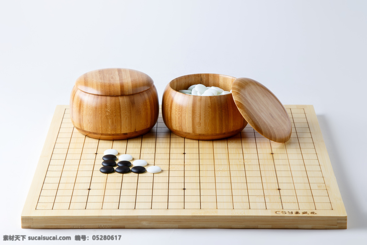 下棋 对弈 棋子 棋盘 博弈 棋类 休闲 娱乐 黑白棋 围棋子 下围棋 中国围棋 围棋罐 文化艺术 传统文化