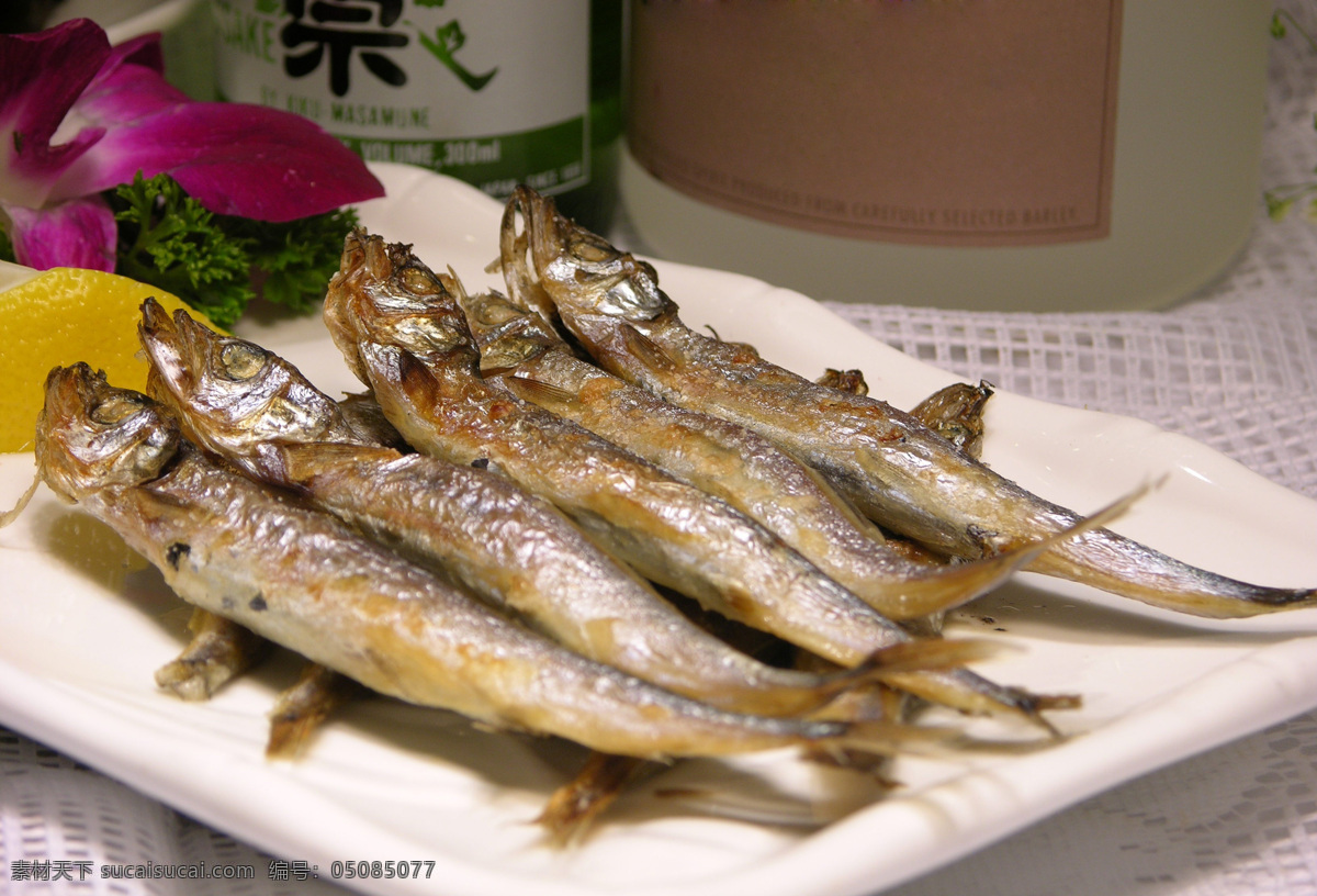 盐 烤 春 鱼 餐饮美食 传统美食 烧烤 鱼类 盐烤多春鱼 盐烤 多春鱼 生物世界