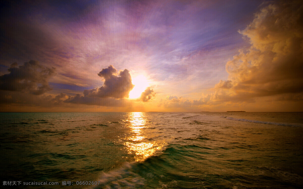 海 海边 海滨 海浪 海滩 湖 湖泊 旅游 日落 日出 日落海滨 天空 美丽海滨 美景 太阳 晚霞 山水风景 自然景观 psd源文件