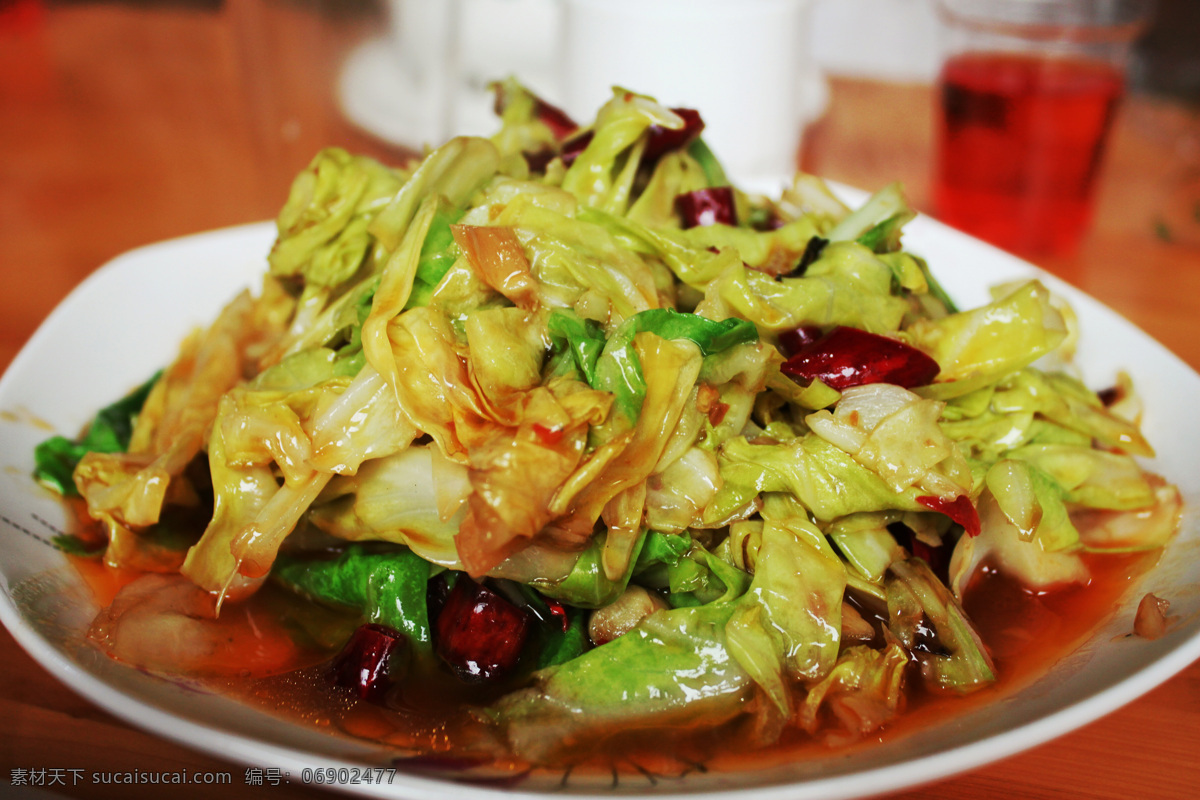 手撕包菜 包菜 家常菜 酸辣包菜 家常小炒 餐饮美食 传统美食