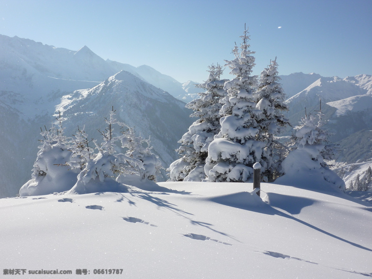 冬天美丽雪景 冬天雪景 冬季 美丽风景 美丽雪景 白雪 积雪 风景摄影 树木 树林 树枝 雪地 山峦 山峰 自然风景 自然景观 灰色