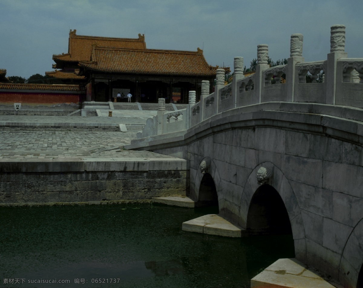 北京故宫 明清 建筑 汉白玉 石桥 护城河 古代建筑文化 皇城风景 皇家宫殿图片 皇家园林设计 明清文化 中国 对称 中式 风格 宫殿 汉白玉石桥 护城河风景 装饰素材 园林景观设计