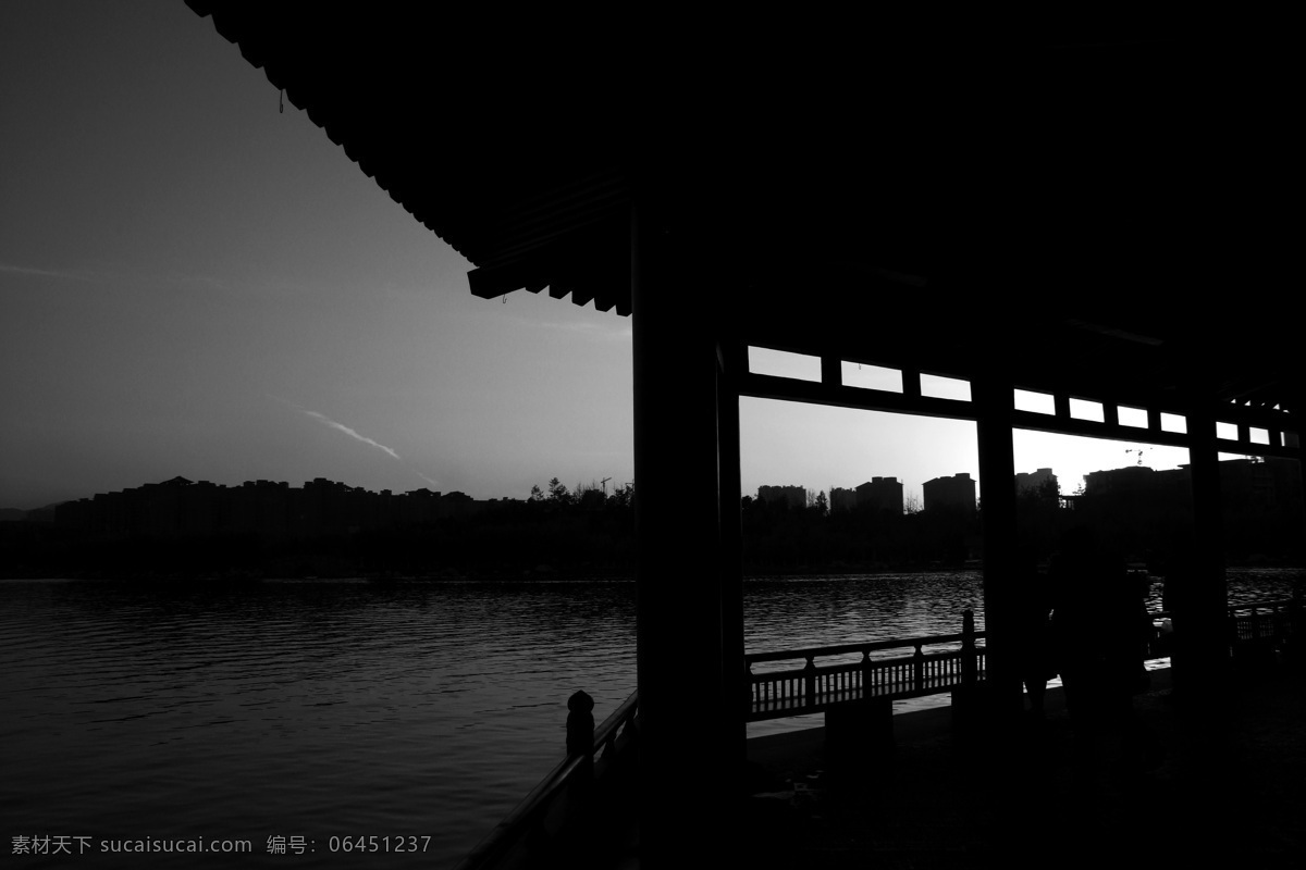 亭子 国内旅游 黑白 黄昏 剪影 旅游摄影 水面 天空 psd源文件