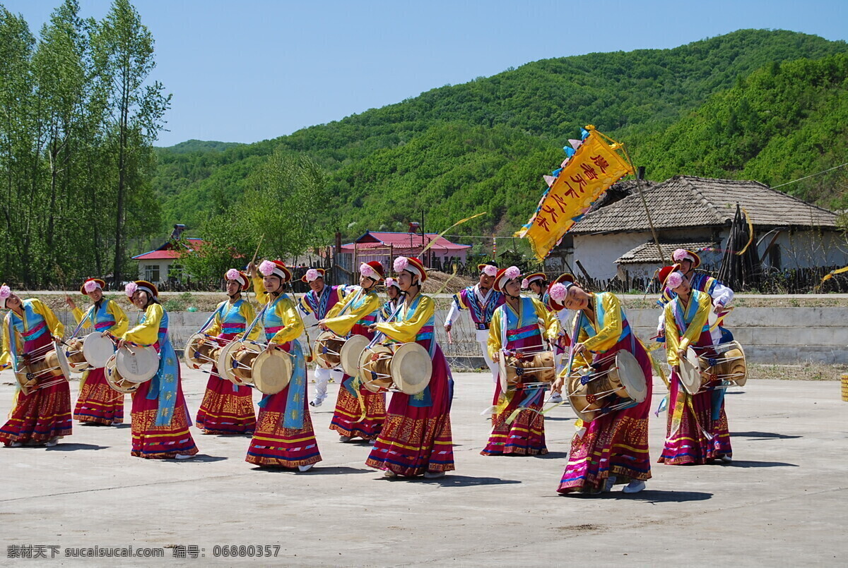 民族文化 少数民族 跳舞的女人 文化艺术 舞蹈 舞蹈音乐 民族特色 象帽舞 朝鲜族舞蹈 民族艺术 民族舞蹈 长鼓舞 节日舞蹈 psd源文件