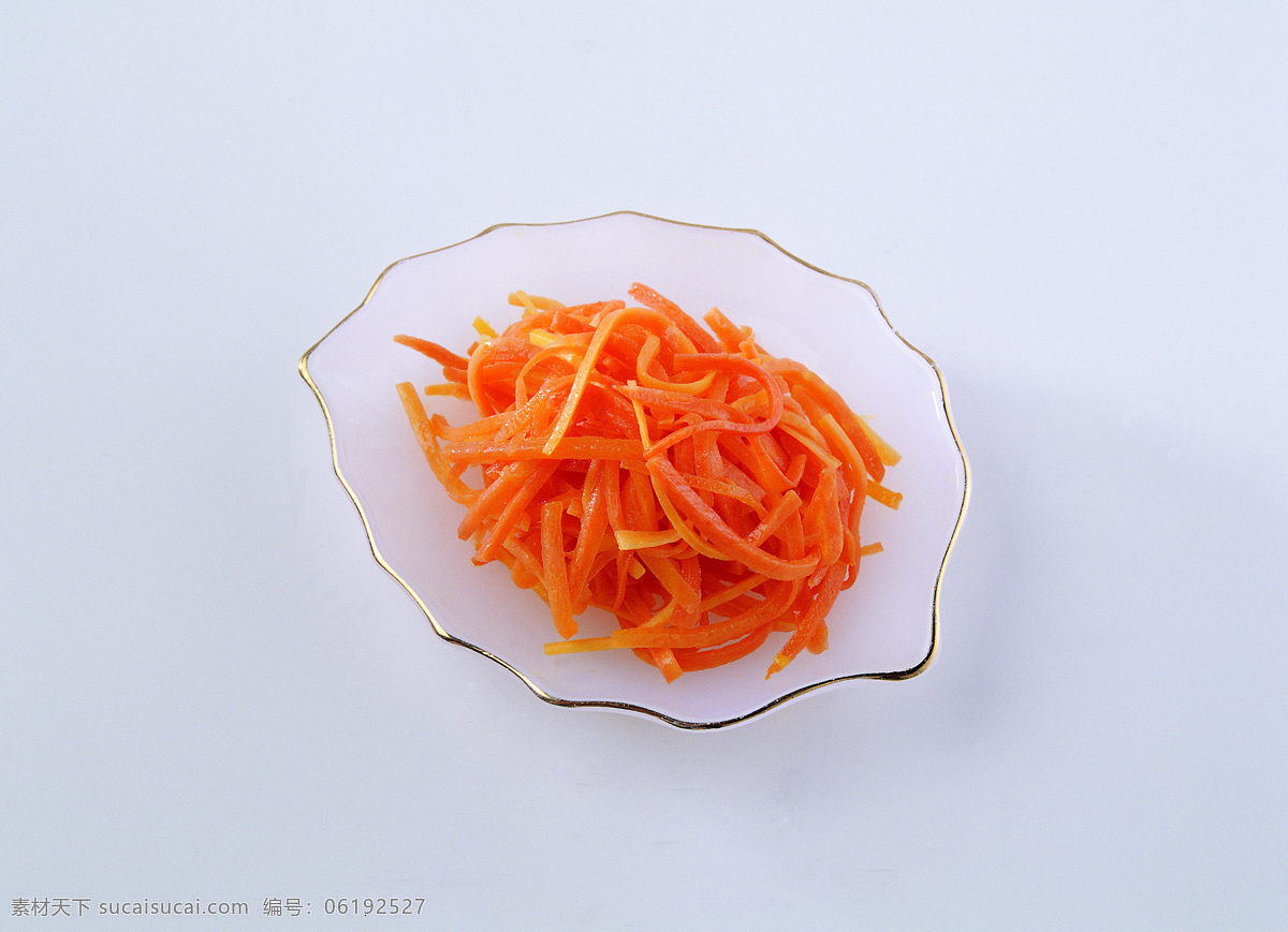一碟 红萝卜 条 韩式料理 传统美食 餐饮美食 美食摄影 美食图库 韩餐 美食 寿司 高档料理 西餐 主食 食品 菜色 西餐美食 卷物 土豆条配料 一碟红萝卜条 叶子形状碟子 外国美食