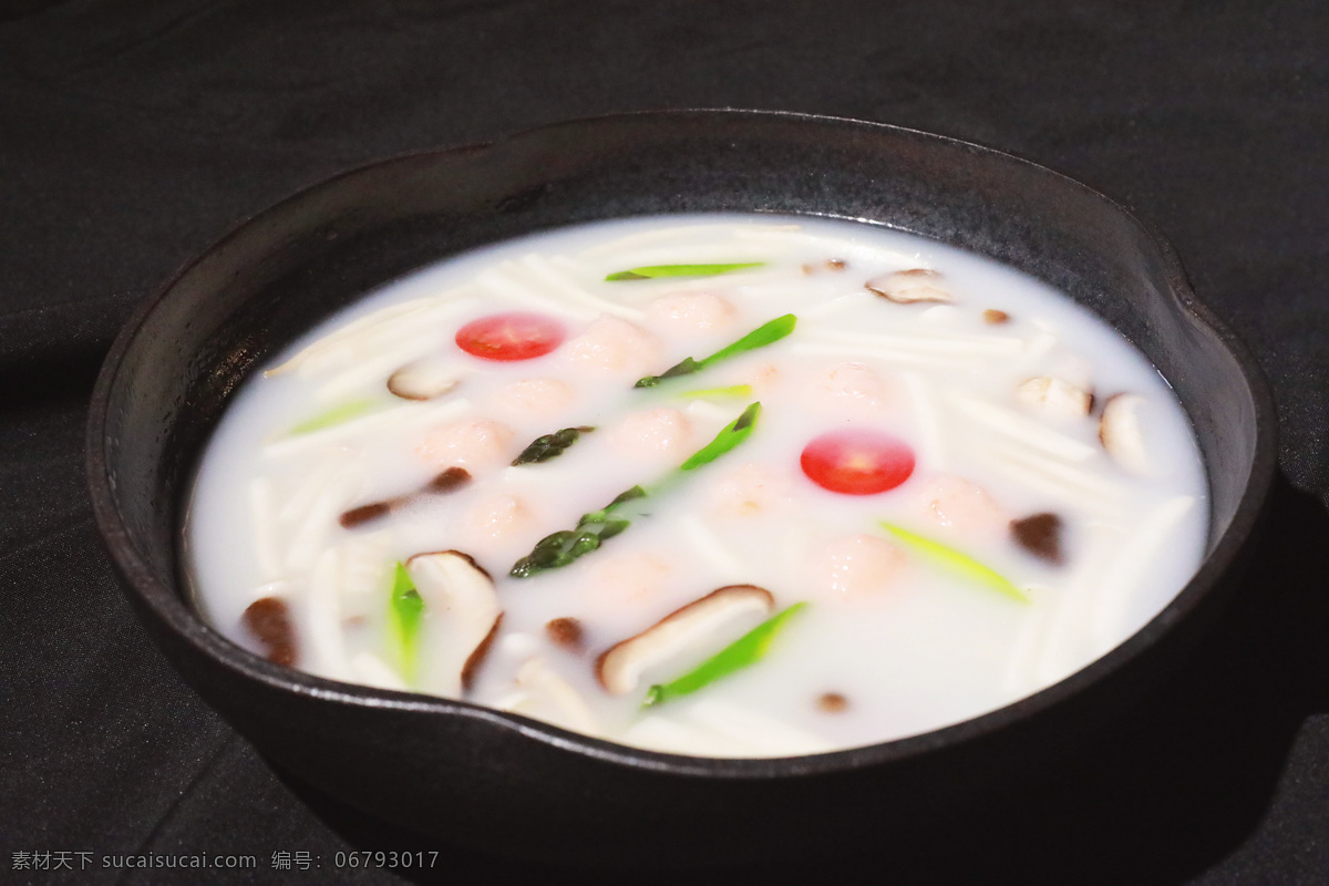 菌汤虾滑图片 菌汤 虾滑 竹荪 笋 汤 餐饮美食 传统美食