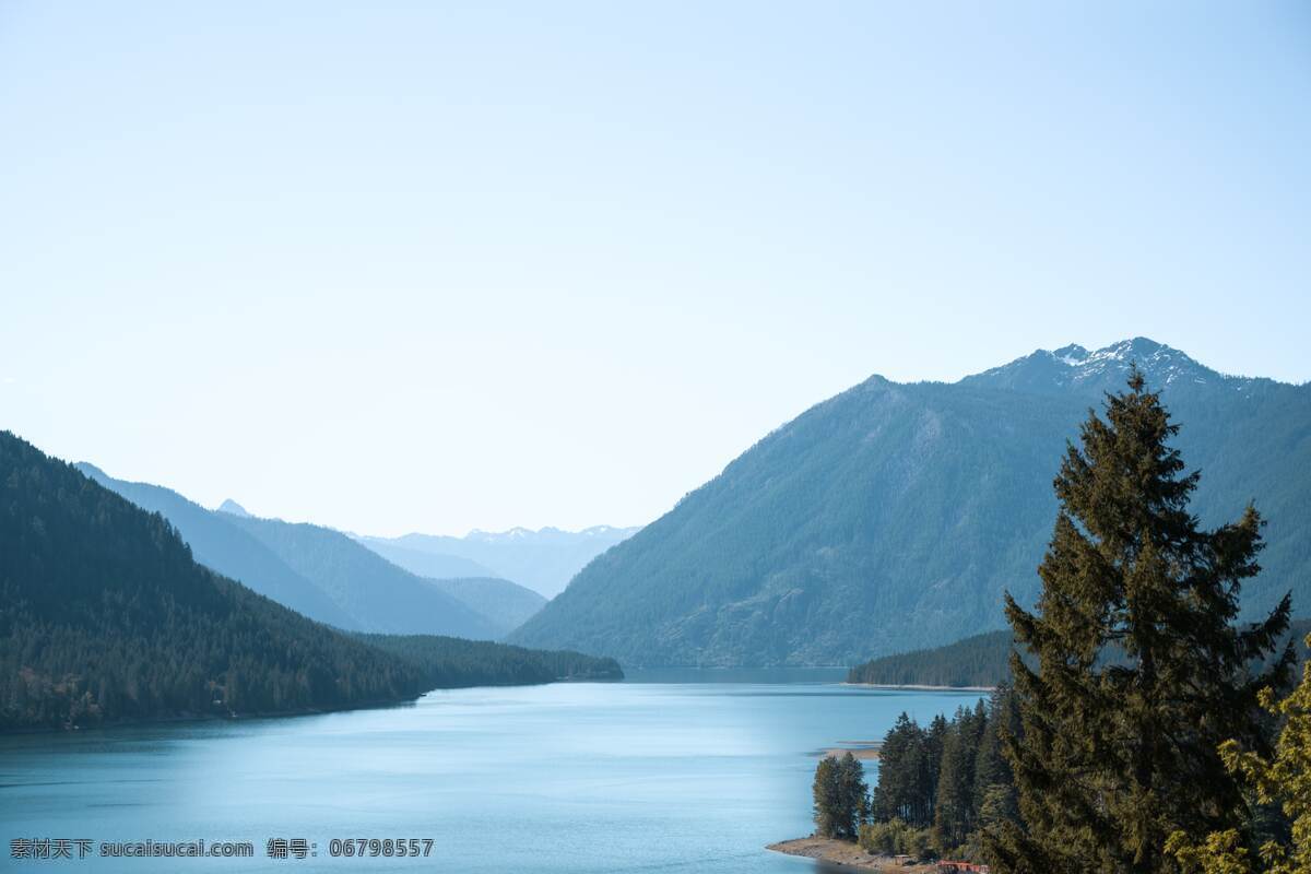 湖面 山峰 旅游 自然生态 背景 自然 生态 旅行 海报