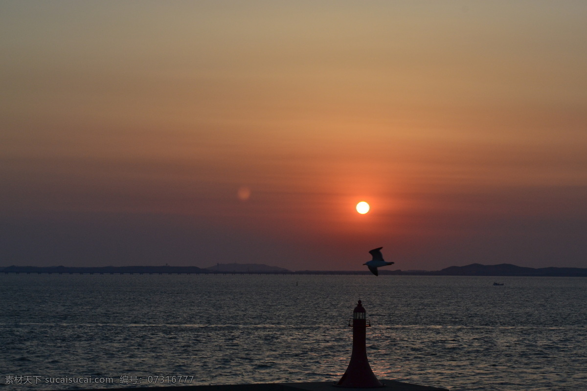 海上 日出 大海 灯塔 国外旅游 海景 海鸥 旅游摄影 上日出 风景 生活 旅游餐饮