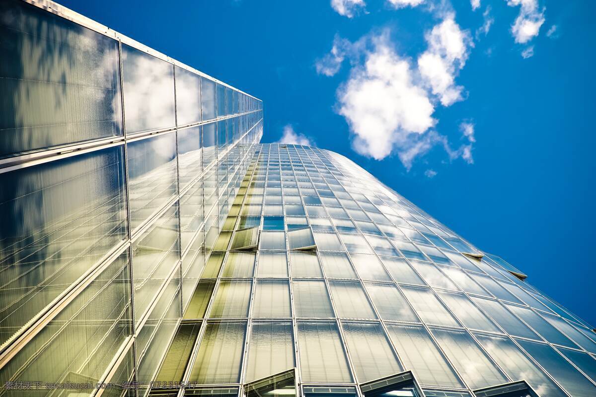 玻璃建筑 蓝天 建筑 倒影 白云 背景 壁纸 自然景观 建筑景观