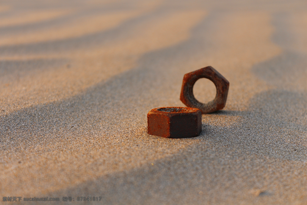 沙漠 沙地 沙滩 螺丝 干涸 生锈 岁月 旅游摄影 国内旅游