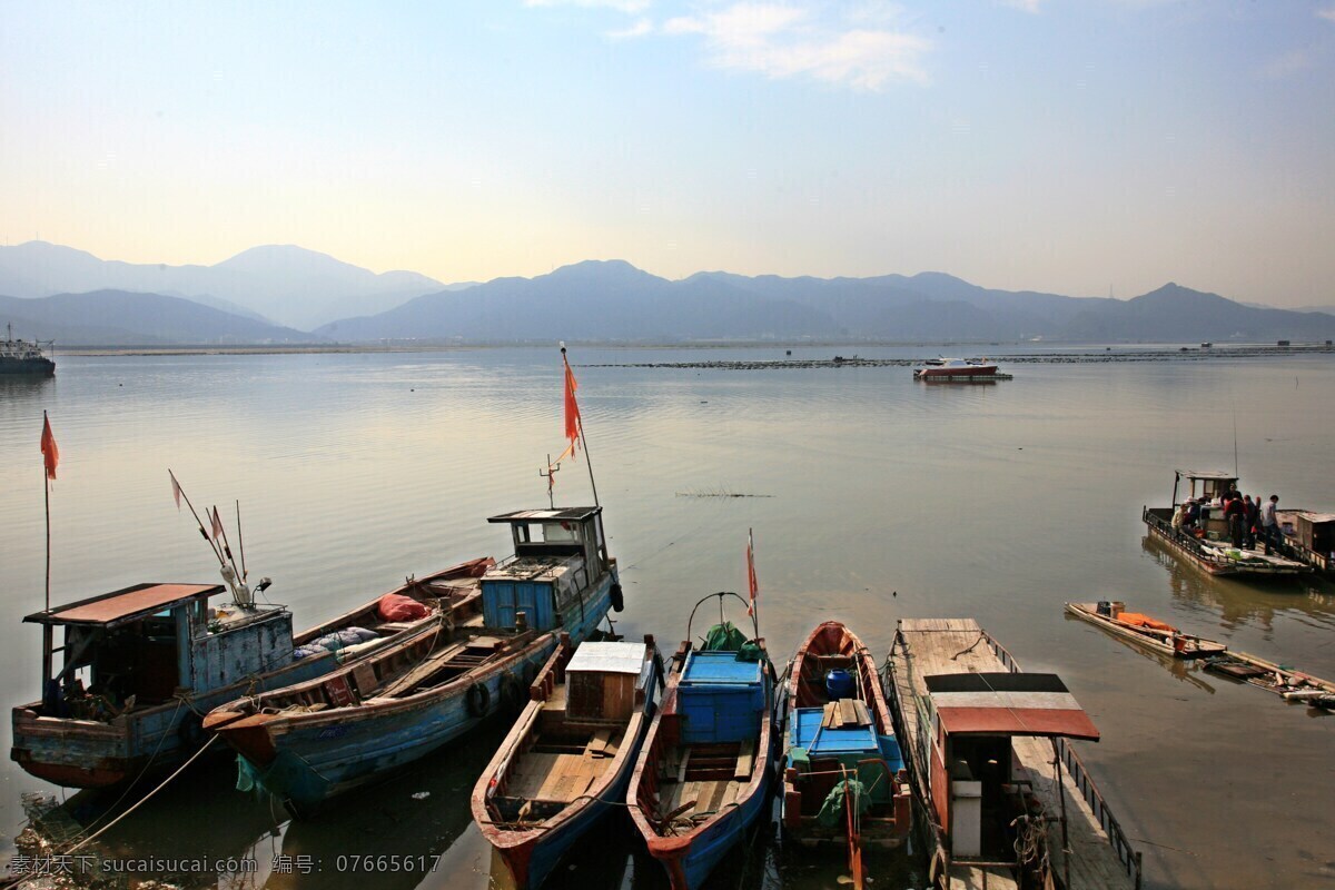 宁海湾 浙江 宁海 渔船 海湾 山峦 旅游摄影 国内旅游