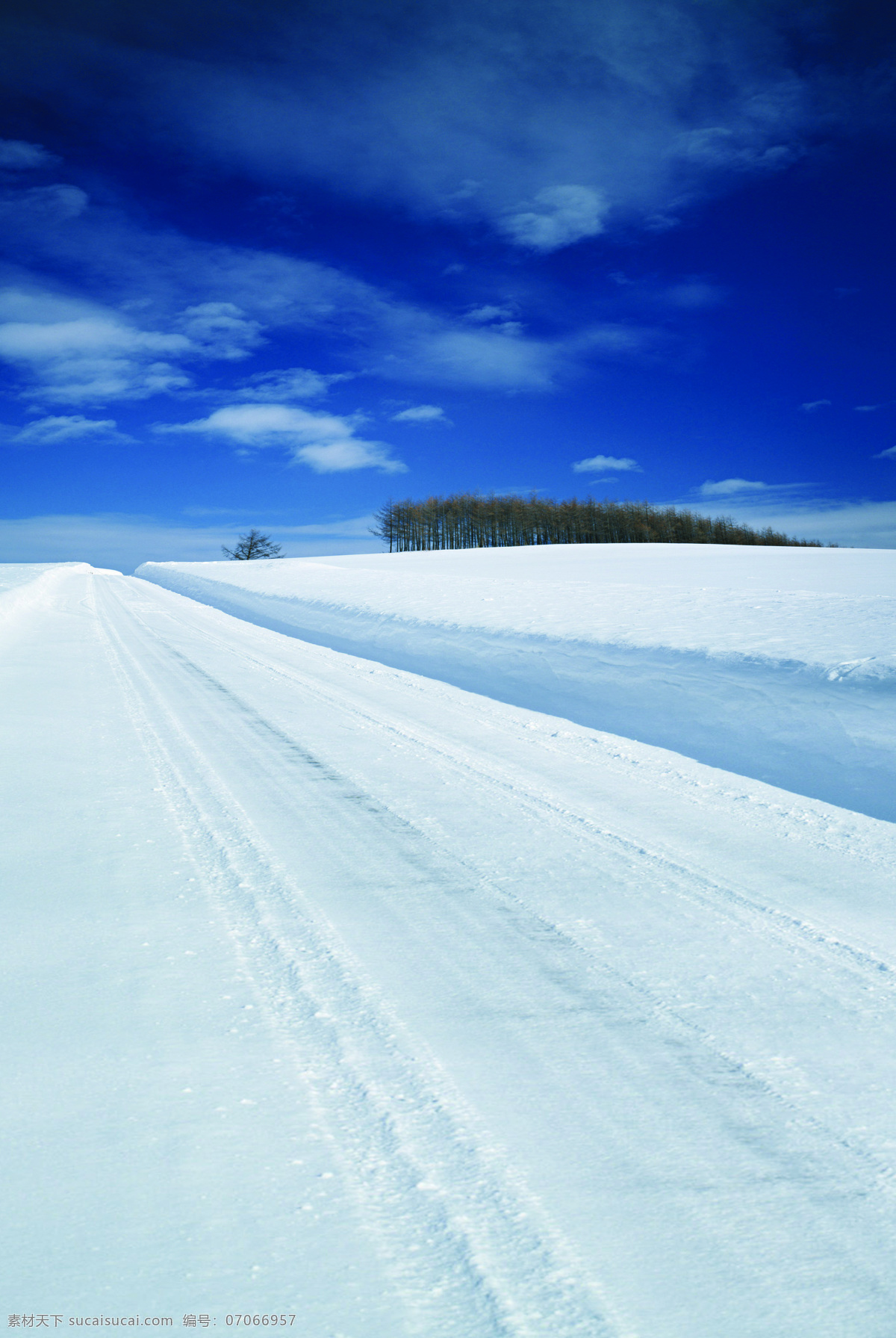 高清 冬季 道路 蓝天 白云 路面