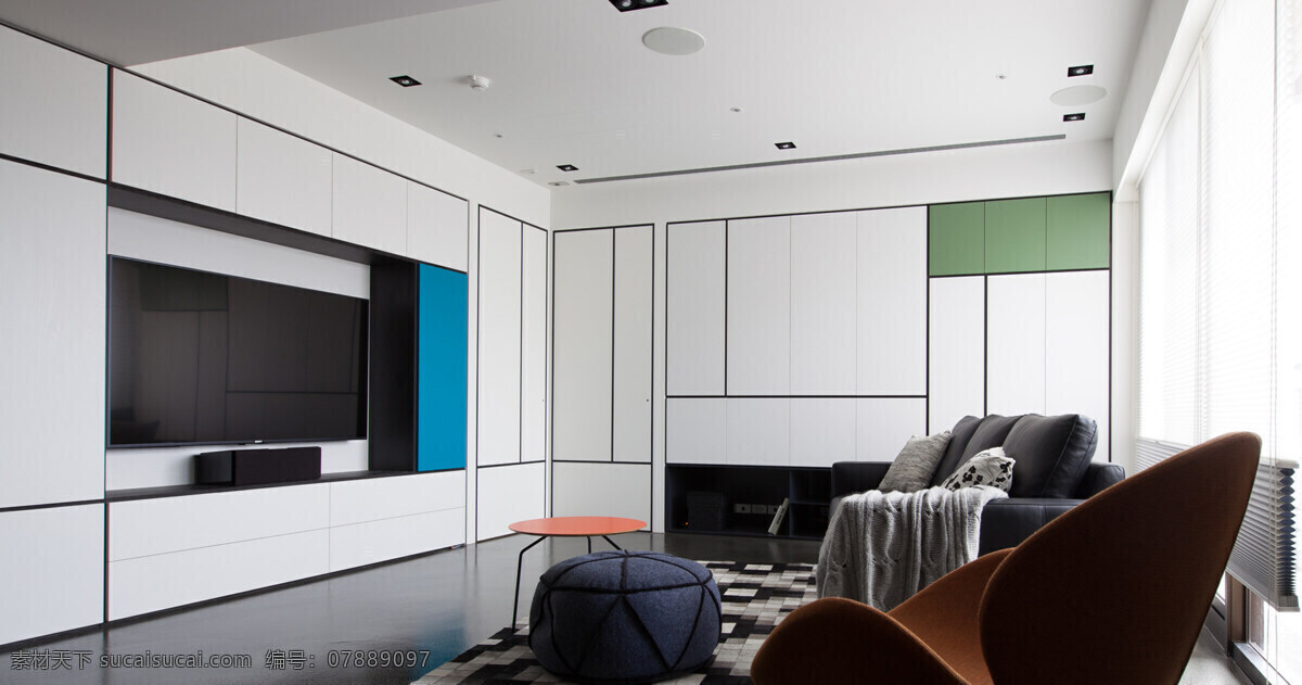简约 客厅 灰色 电视 背景 墙 装修 效果图 窗户 方形吊顶 灰色地板砖 灰色沙发 圆形茶几