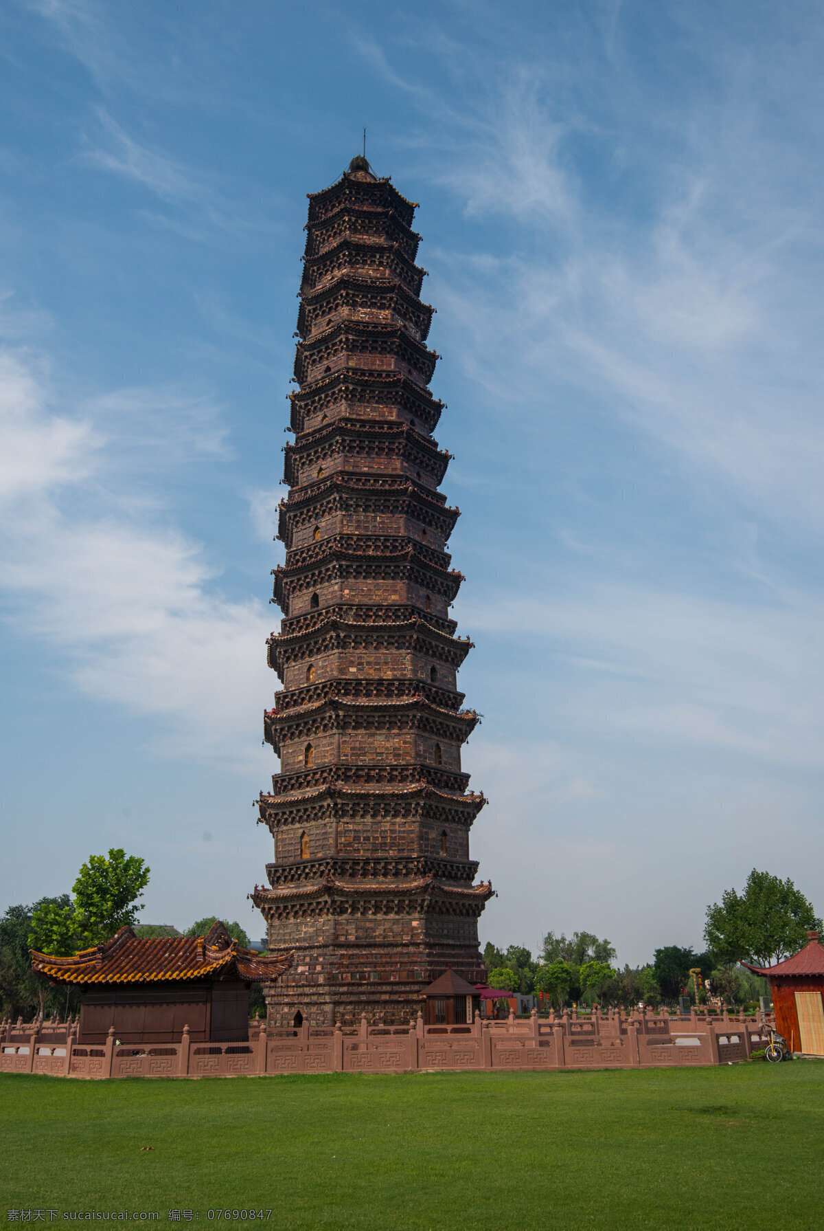 铁塔公园 开封 河南 蓝天 白云 旅游 建筑摄影 古建筑 国内旅游 旅游摄影