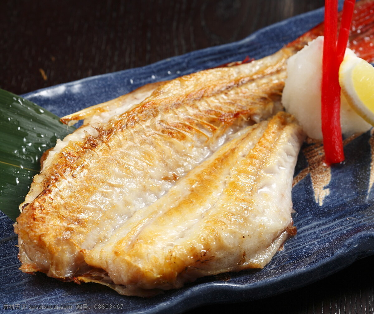 花鱼一夜干 日本料理 和食 烧物 美食 鱼 西餐美食 餐饮美食