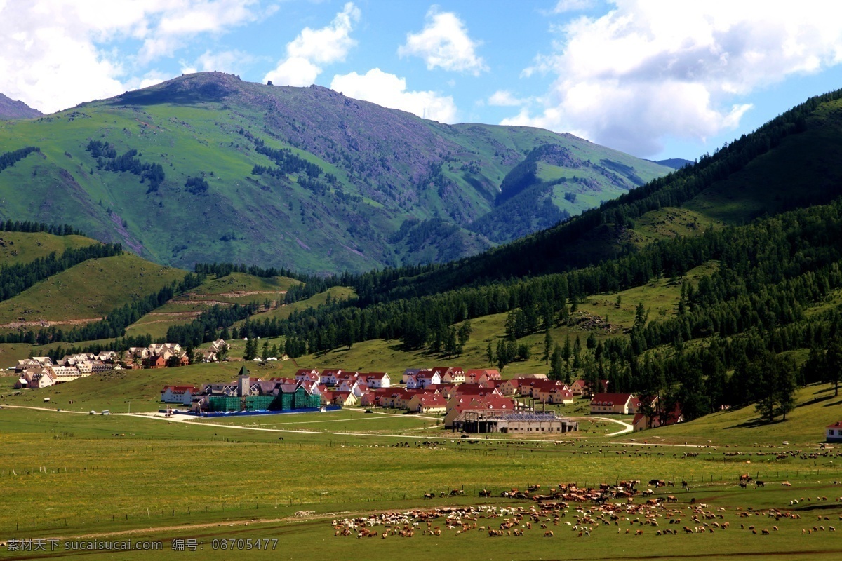 新疆风景高清 新疆 旅游景点 新疆景点图片 新疆风景 山脚下 房屋