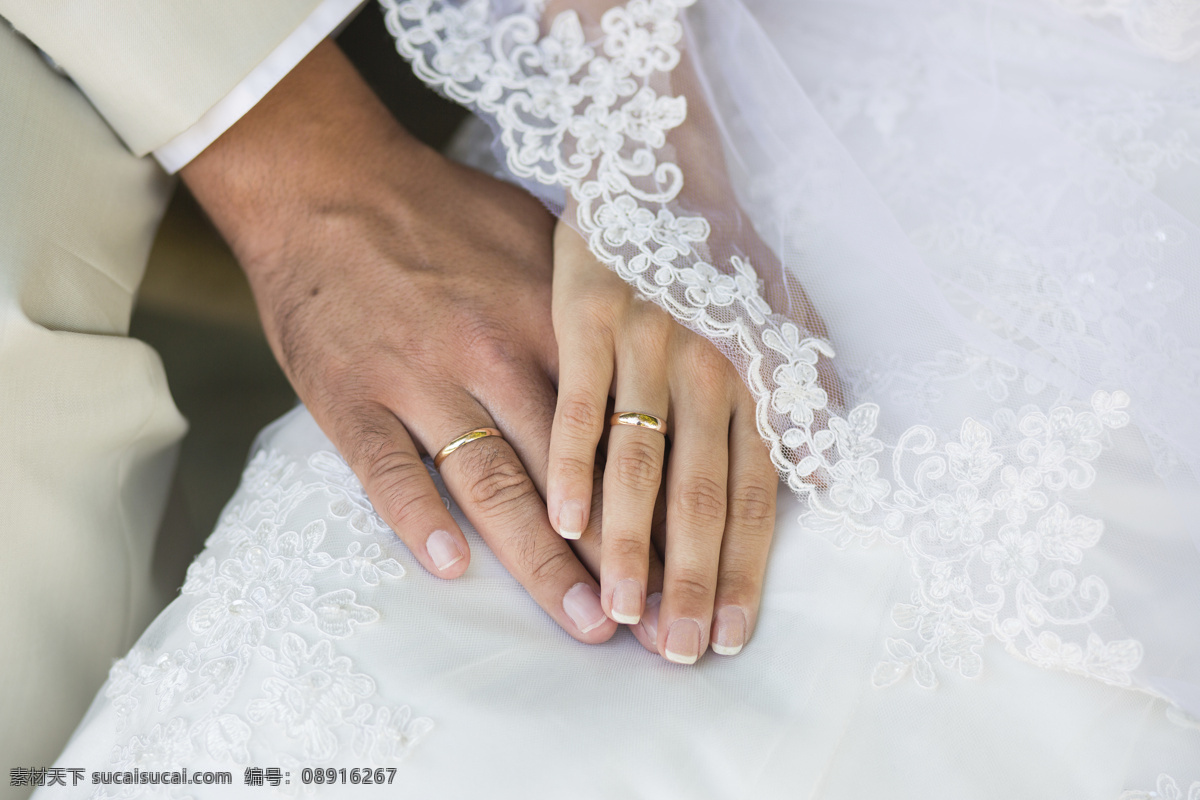 手 放在 一起 男女 新婚夫妻 夫妻 新人 婚纱照 戒指 情侣图片 人物图片