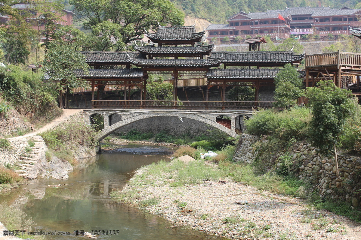 风雨桥 民族建筑 贵州风雨桥 苗族建筑 木建筑 桥 山区风雨桥 苗寨风雨桥 小溪 水 景观 文化艺术 传统文化