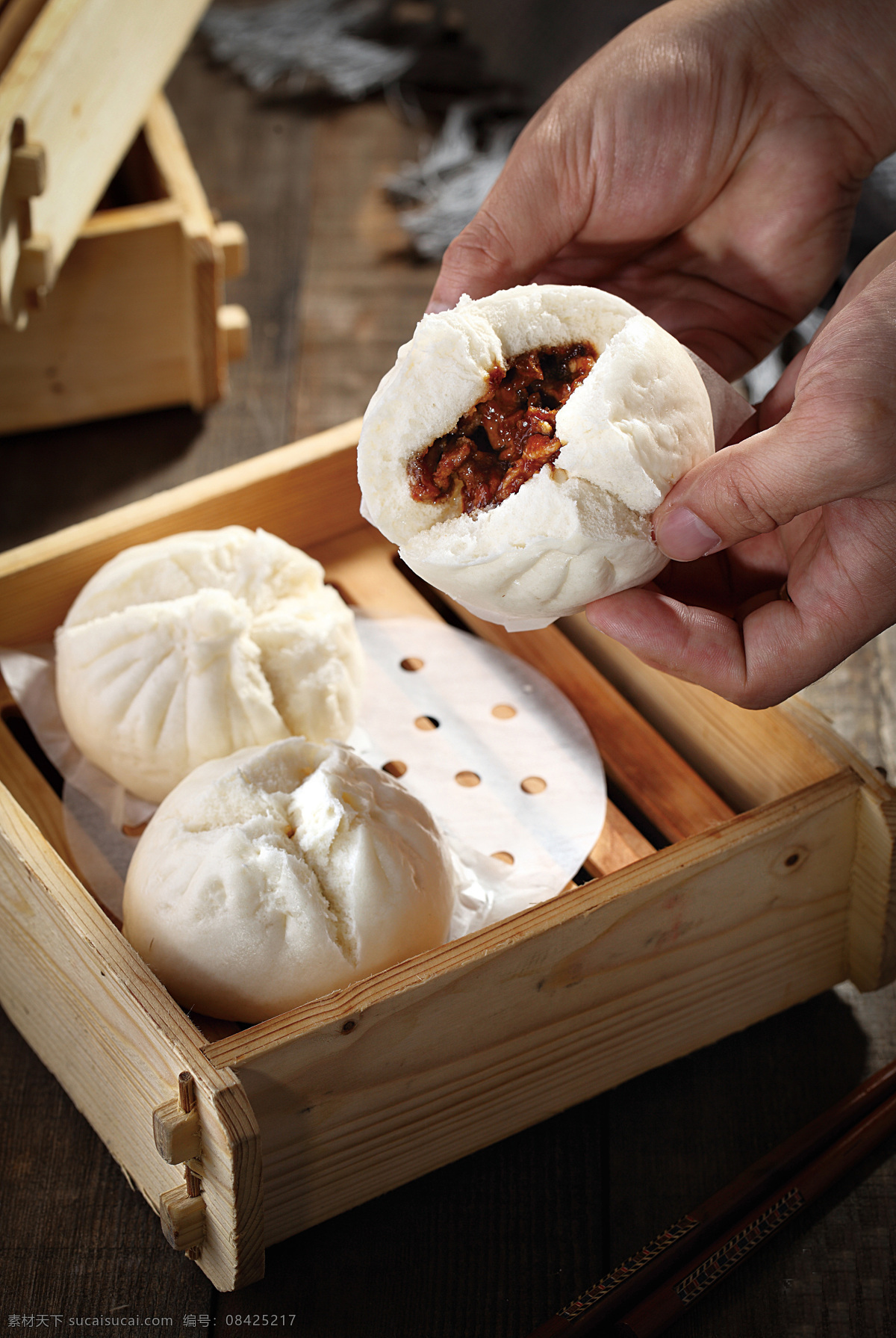 包子 蜜汁叉烧包 明炉叉烧包 家乡叉烧包 港式叉烧包 食物 早餐 餐饮美食 传统美食