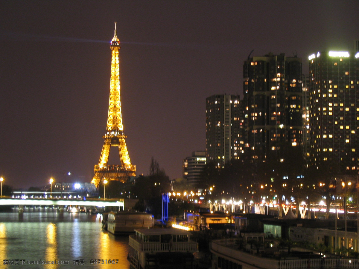 晚上 埃菲尔铁塔 巴黎 晚上塔 在矗立 在旅行 风景 生活 旅游餐饮