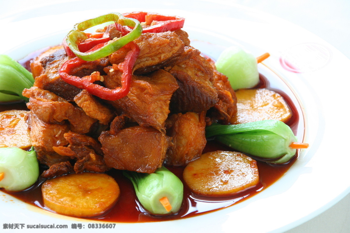 秘制羊排 羊肉 红辣椒 青辣椒 土豆 青菜 热菜 清真 美食 传统美食 餐饮美食