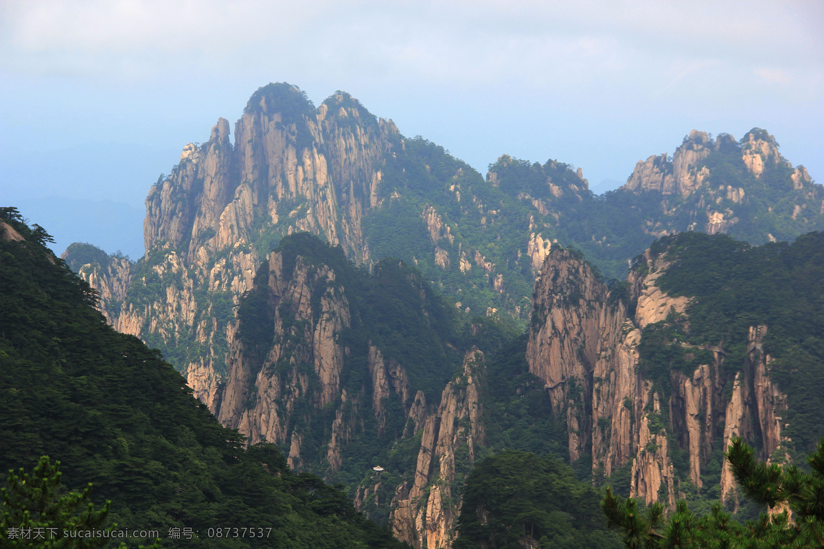 群山 背景 素材图片 高山 树林 自然风光 景观 景区 休闲 旅游 山水风景 风景图片