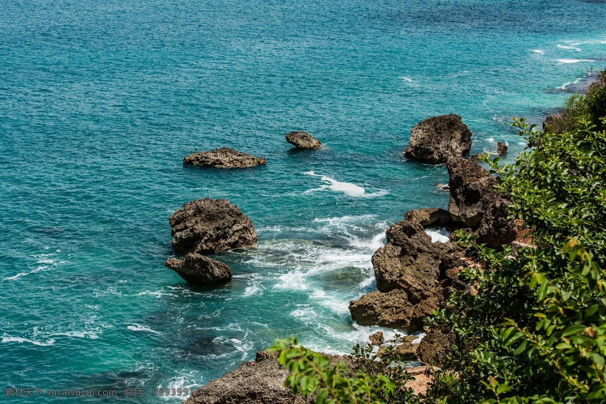 巴厘岛海岸 印尼 巴厘岛 旅游胜地 神明之岛 绮丽之岛 天堂之岛 魔幻之岛 花之岛 海岸 礁石 浪花 大海 巴厘岛风光 旅游摄影 国外旅游