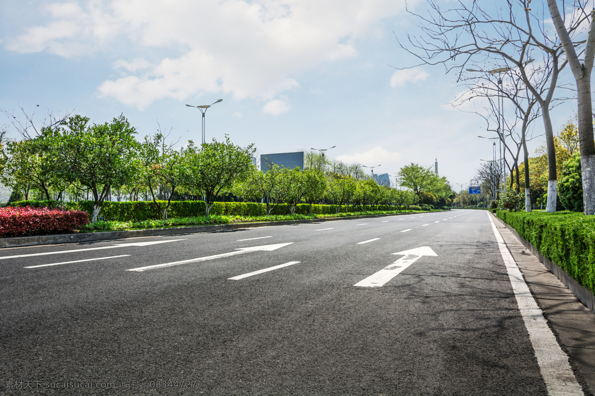 道路高清摄影 路面 地面 树木 城市 街道 道路 石桥 涵洞 桥洞 公路 景色 自然景观 建筑景观
