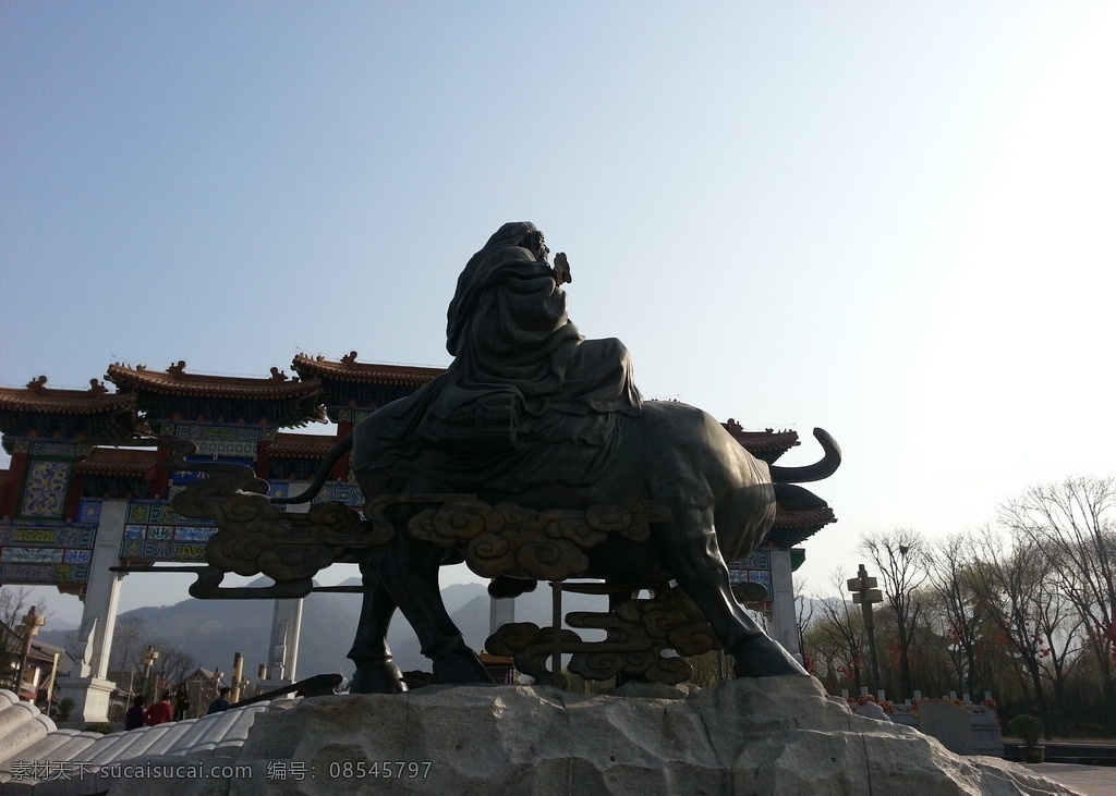 老子青牛侧面 老子骑青牛 石像雕塑 老子 道家雕塑 苏武广场 旅游摄影 国内旅游
