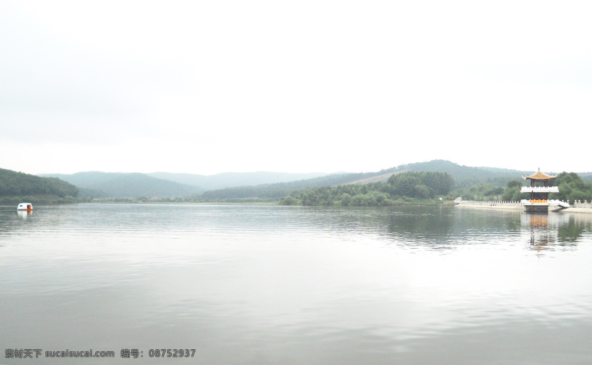 雨后湖面 湖面 天 雨后 亭子 山 船 倒影 水面 自然风景 天空风景 我的摄影 山水风景 自然景观